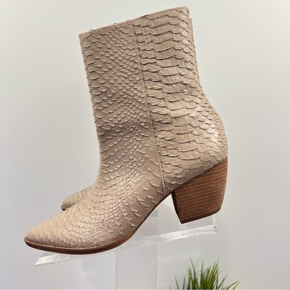 Matisse Caty Tan Snake Embossed Leather Boots - Picture 6 of 16